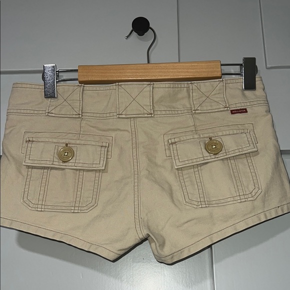 Hollister Tan Women's Cargo Shorts - Picture 4 of 4
